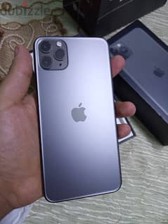 iPhone 11 Pro max 256gb like new بحالة ممتازة 0