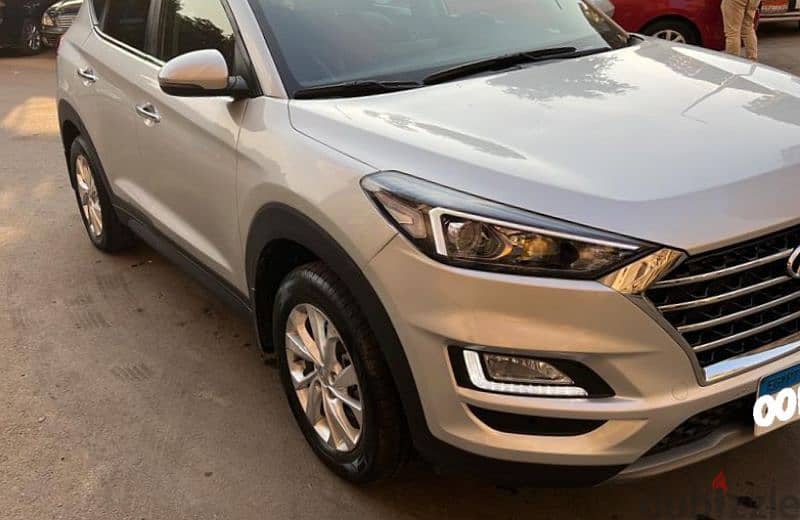 سياره هيونداي توسان للايجار Hyundai Tucson For Rent 1