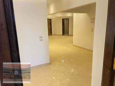 Fully finished office 160m in Saint Fatima Hegaz