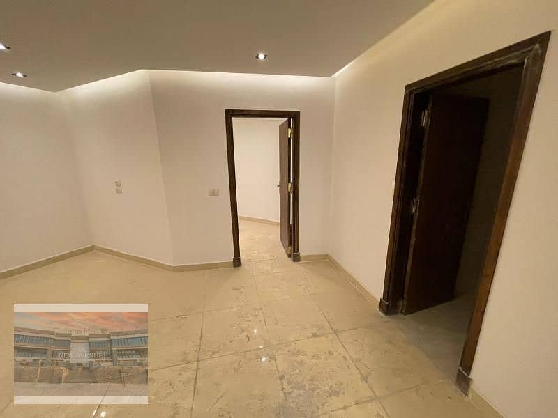 Fully finished office 160m in Saint Fatima Hegaz 1