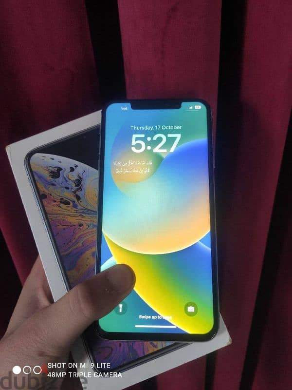 iPhone XS Max 0