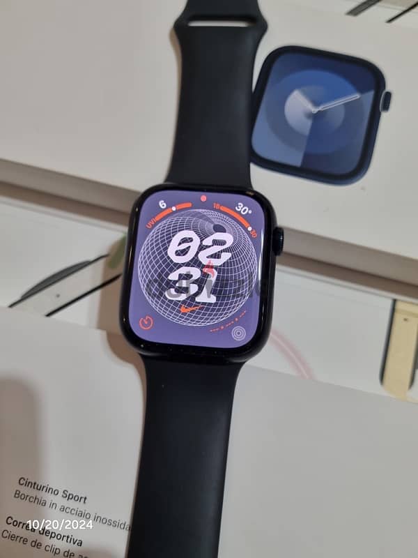 Apple watch series 9 45mm - full box 0