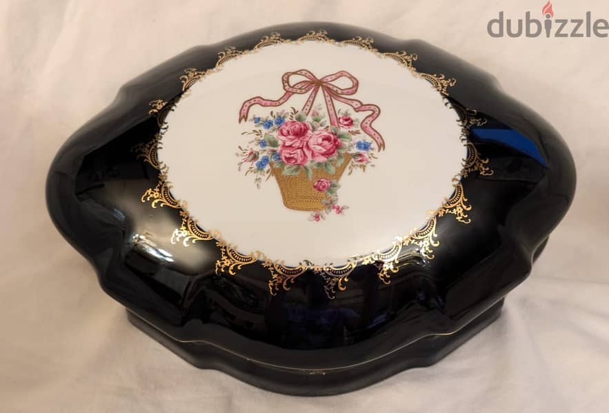 Limoges Bonbonniere with Cover - Gold 22k - Made in France 7