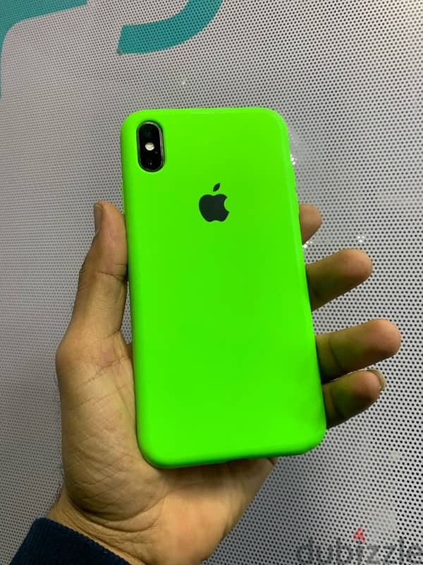 iPhone XS Max 6