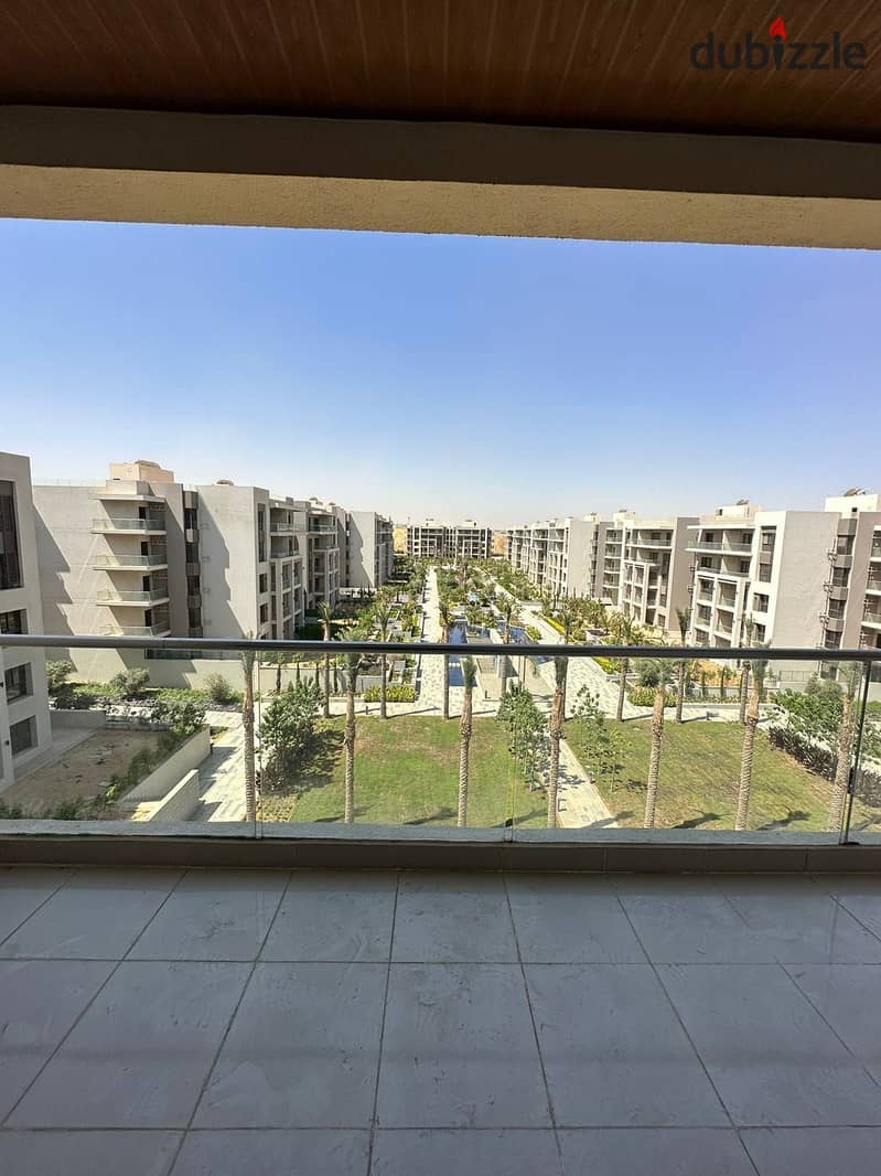 Ready to move Apartment with 171m fully finished Next AUC - The Address East 1