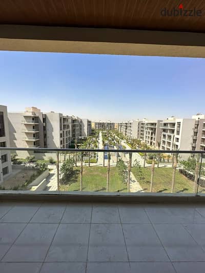 Ready to move Apartment with 3 bedrooms fully finished Next AUC - The Address East