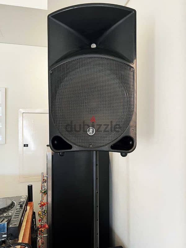 سماعتين ماكى بور داخلى speaker 2