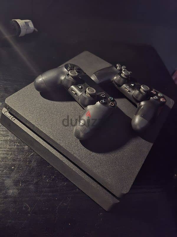 ps4 slim 500 like new 3