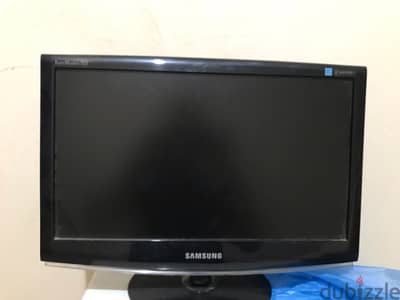 شاشة Lcd سامسونج ١٩ بوصة