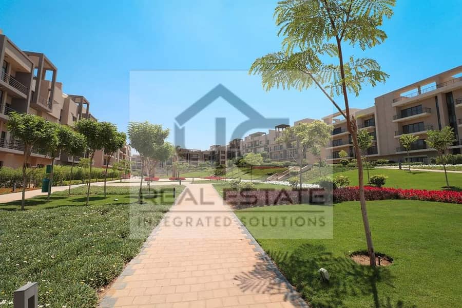 at lowest total price apartment 168 m for sale in very prime location and view landscape in fifth square compound 2