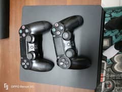 جهاز PS4 معاه دراعين اوريجنال بحاله ممتازه 0