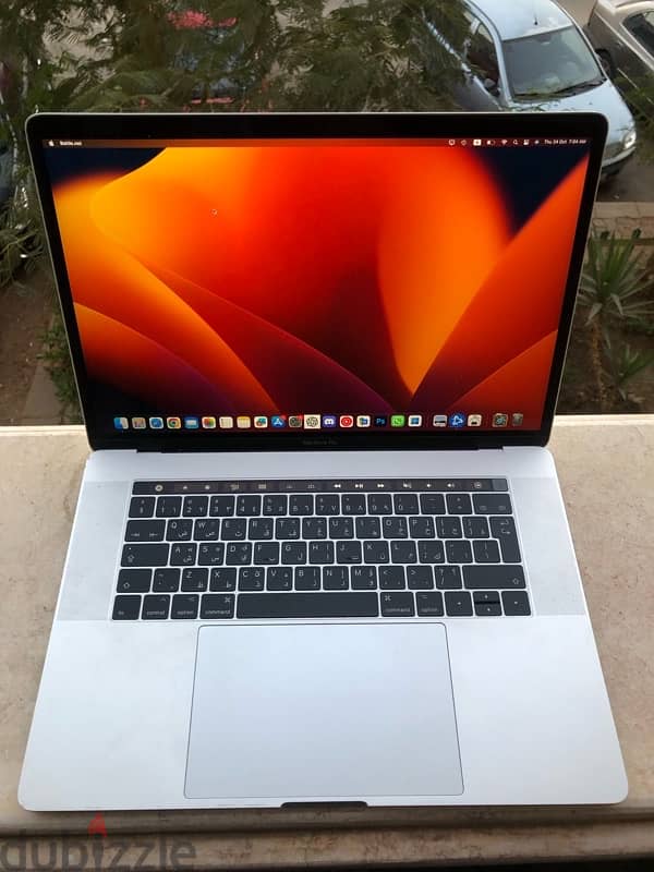 Macbook Pro 2017 15.4" i7/16/256 6