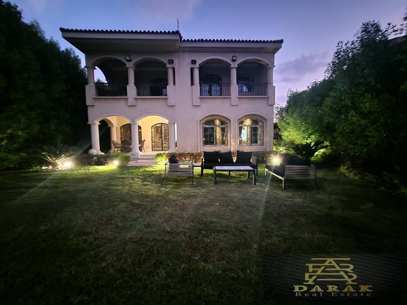 Villa for sale in Madinaty, with special finishes, 4 bedrooms, fully paid, with direct northern orientation, detached, overlooking a wide garden 3