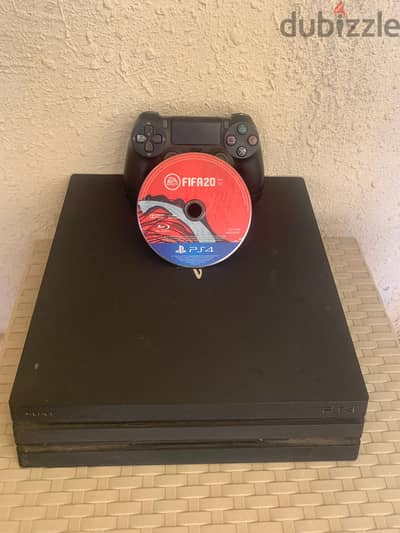 Playstation 4 pro 1 Tera Used Like new