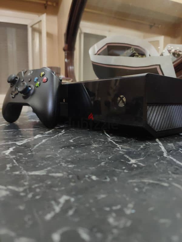 Xbox one console 0