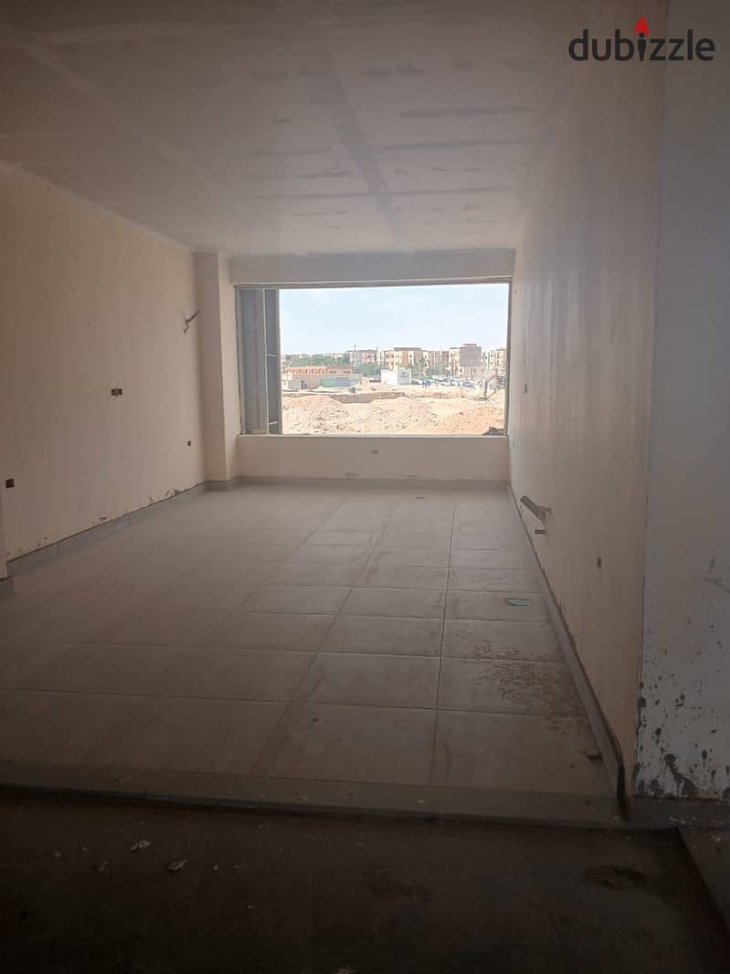 Shop for rent, 200 square meters, finished, suitable for all activities 1