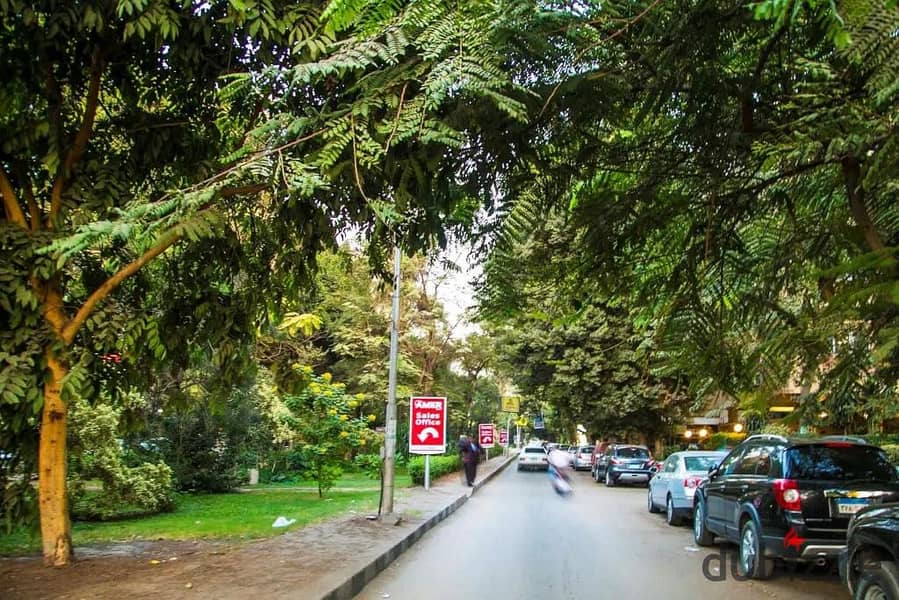 Shop for rent in Maadi Street, one of the most upscale and distinguished streets in Maadi, next to strong cafes and restaurants and brands, very high 1