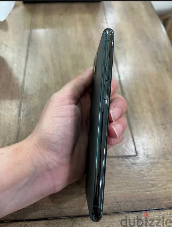 iphone 11 pro 256 Giga بشريحتين 3