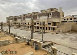 For sale townhouse 5BR with a 42% discount in New Cairo in Sarai Compound 0