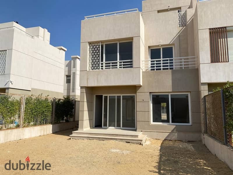 Resale villa for sale, fully finished, in Atrio Compound, in the heart of Sheikh Zayed 2