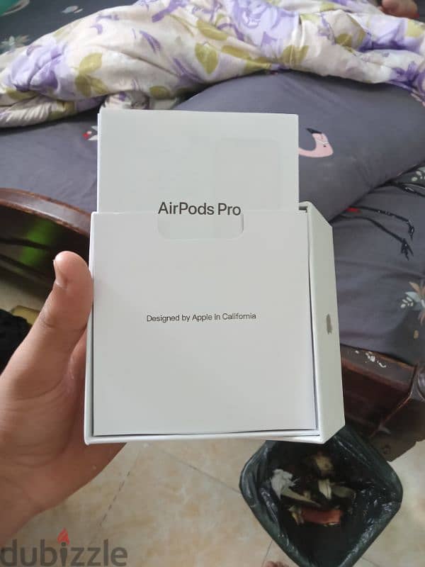 Airpods pro 2 جديده علبه مفتوحه فقط 3