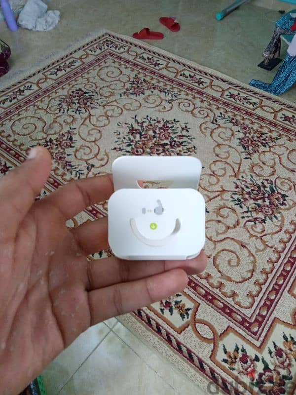 Airpods pro 2 جديده علبه مفتوحه فقط 9