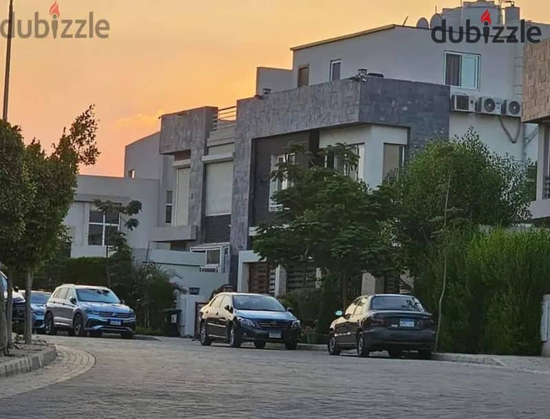 A prime twin house with remaining installments available in Alkarma Vaha, located in the best spot in Sheikh Zayed. 12