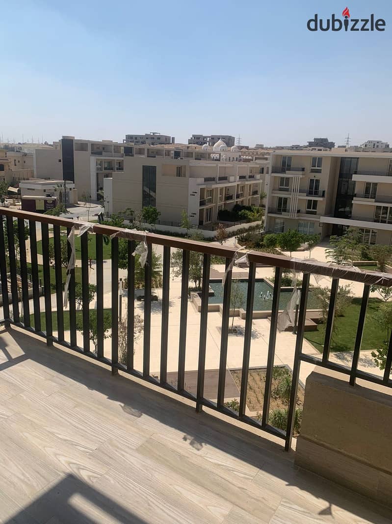 Enjoy a luxurious lifestyle in a spacious 185 sqm apartment in Pyramids Hills. Fully finished with AC and available on installment plans. 8