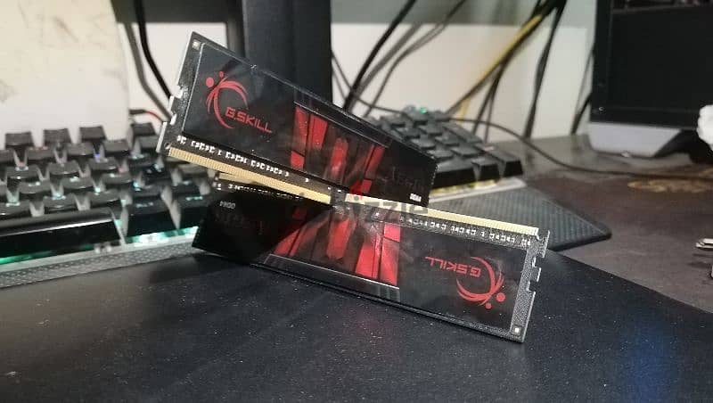 ( Ram - رامات) G. SKILL AGIES 8gb + 8 gb = 16gb ddr4 3200mhz 4