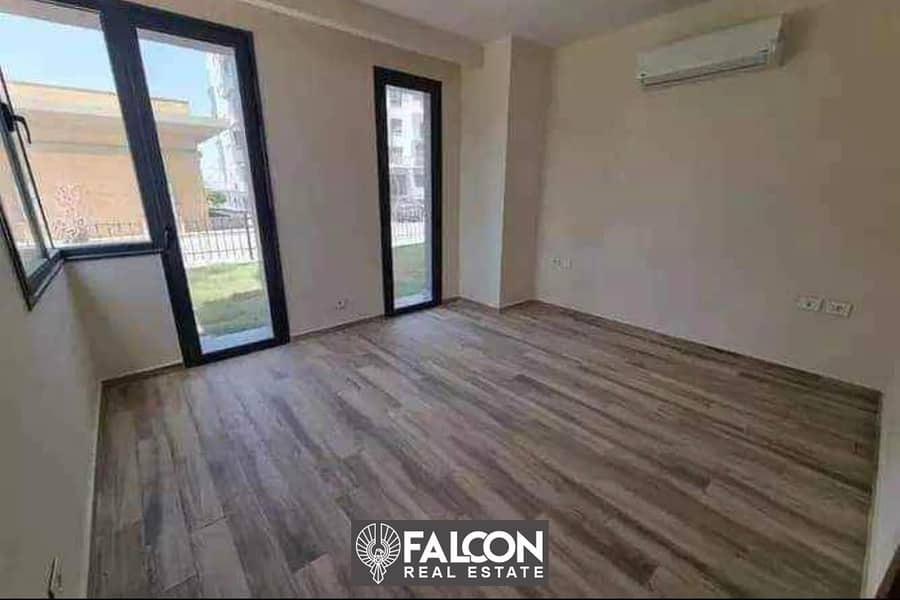 Apartment with a green view in El Shorouk - immediate delivery with interest-free payment over 6 years. 9