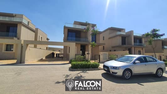 For sale, a villa with immediate delivery in a distinguished location in Sheikh Zayed from Sodic in Sodic Estates, near Sphinx Airport