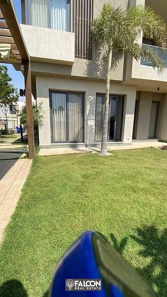 Ready to move 3 floors villa with installments for sale in La Vista Patio Prime Compound Shorouk City New Cairo next to Madenty 0