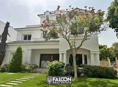 بــــ سعر اللونش Garden Villa بمساحه 155 متر بالقرب من مول العرب  في كمبوند Kingsway بالتقسيط