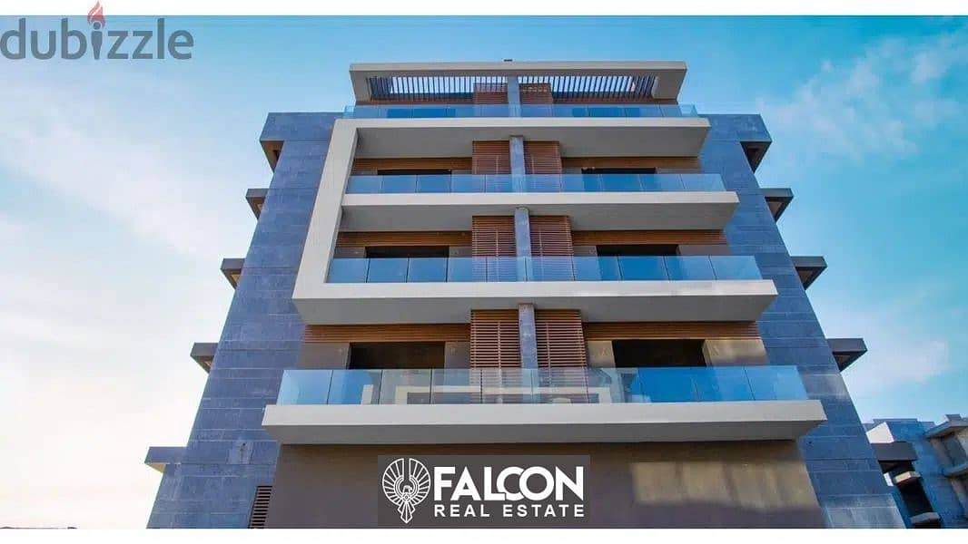 A luxurious apartment with a private garden, fully finished, immediate receipt, ready to move in El Patio 7 Compound - Fifth Settlement - New Cairo 2