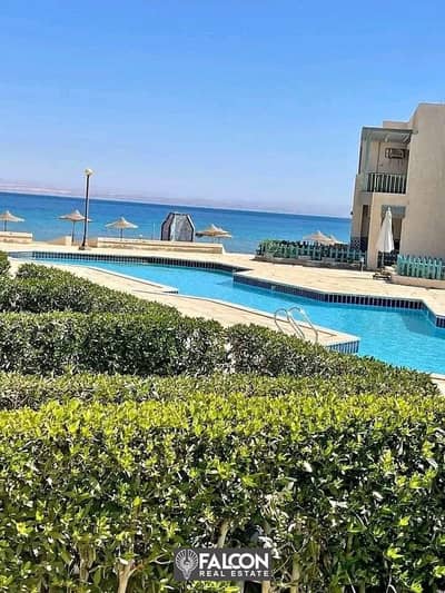 Townhouse 220 meters first row directly on the sea in La Vista Ray - Ain Sokhna and at a very special price!!