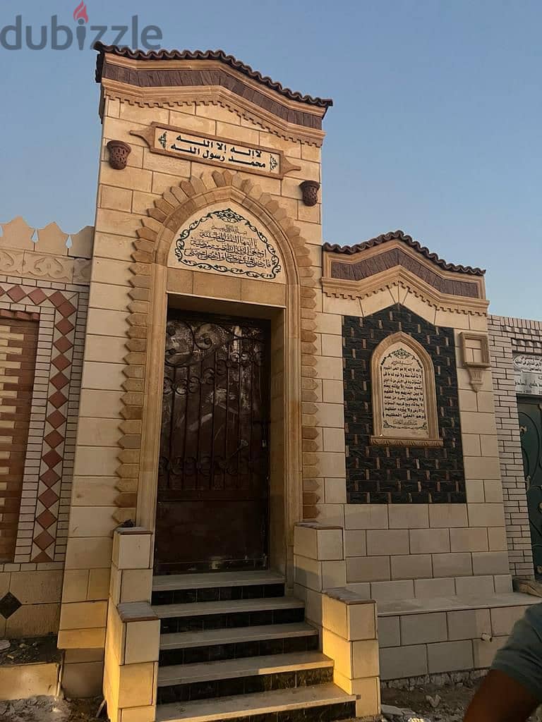 مدفن للبيع مدافن للبيع اول طريق القطاميه العين السخنه 0