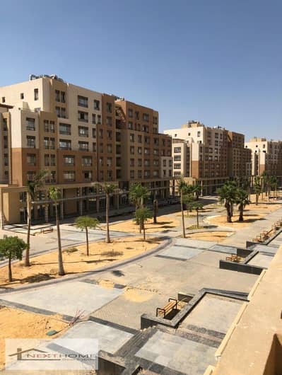 167 sqm apartment in Al Maqsad Compound, immediate receipt, prime location