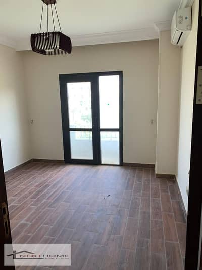 Apartment with kitchen and ac`s for rent in eastown sodic next to auc 45,000