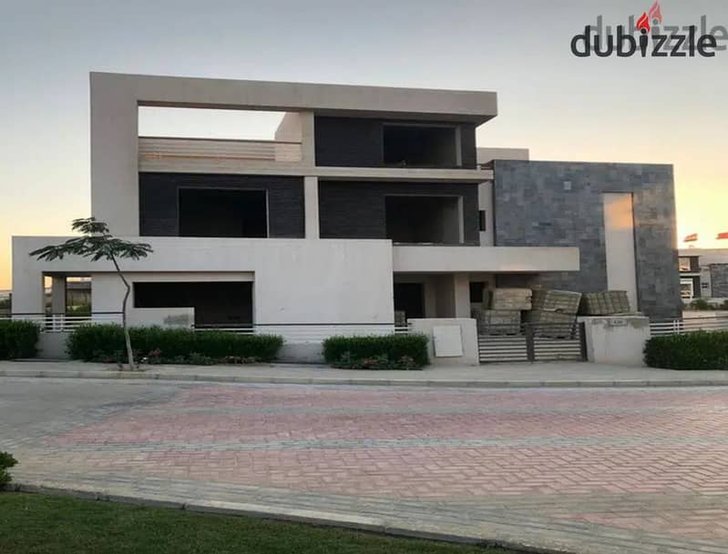 A prime townhouse with remaining installments available in Alkarma Vaha, located in the best spot in Sheikh Zayed. 10