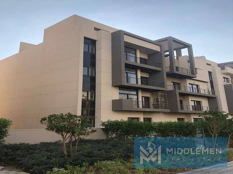 penthouse 178 m fully finished view landscape prime location , fifth square , al marasem 8