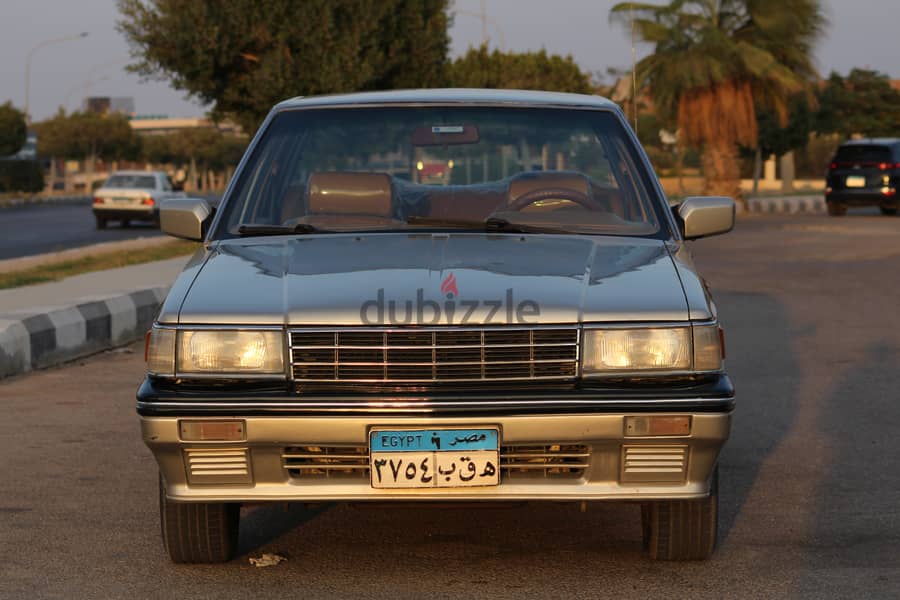 نيسان جلوريا 1987 2