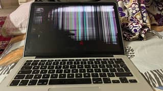 MacBook Pro 2014 - Broken Screen 0