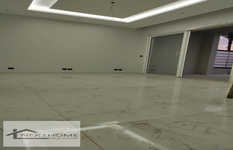 town house 250m fully finished with kitchen , ac`s in hyde park new cairo amazing price 80<000 5