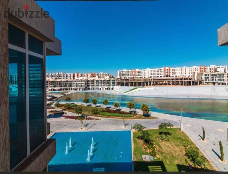 A twin house for immediate delivery, 420 sqm with a 335 sqm garden, in Neom October compound, next to Al Sayad Club and Mall of Arabia. 11