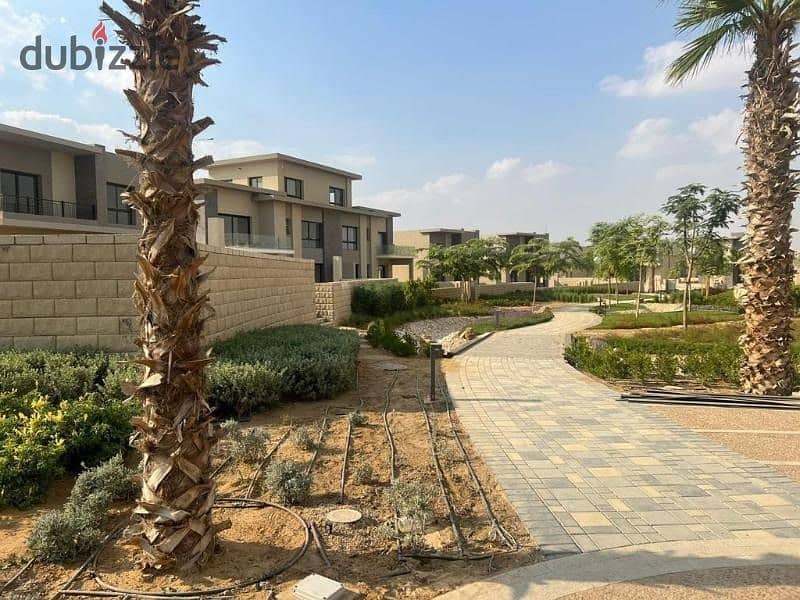 Townhouse REALE ,READY TO MOVE directly on Suez Road HASSAN ALLAM 1