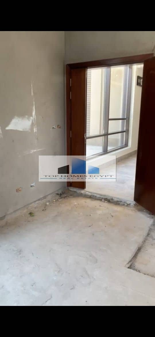 Office space for rent 130 sqm in a prime location in District 5 - New Cairo 10