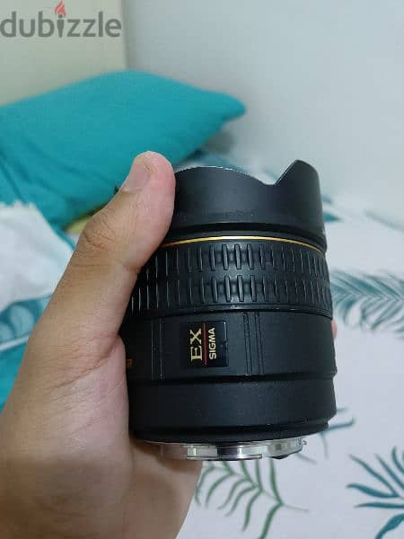 عدسه 14 mm فاتحه 2.8 ألترا وايت عدسه نادره جدا 1