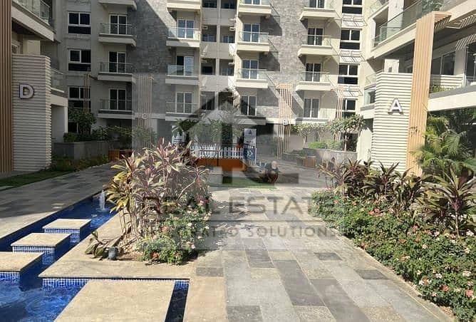 Apartment165 m Open landscape view ready to move bahry with the lowest down payment in the market in Mountain View Compound 2