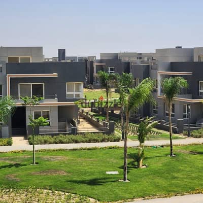 Twin house ready for immediate delivery in the heart of Sheikh Zayed, just steps away from all services, in the Etapa compound.