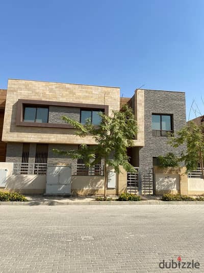 Villa for sale in front of JW Marriott settlement on Suez Road and minutes from Heliopolis